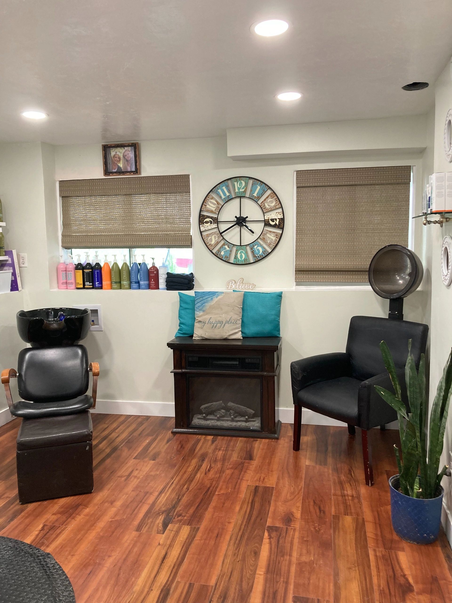 Harmony Salon gallery image 1